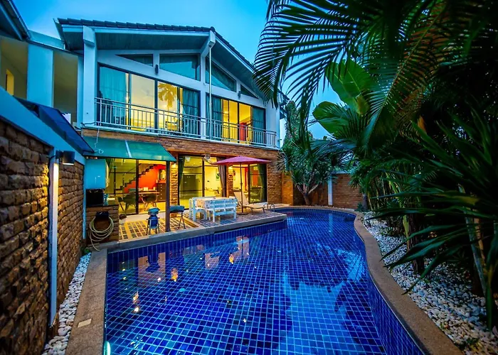 4Poolvillas