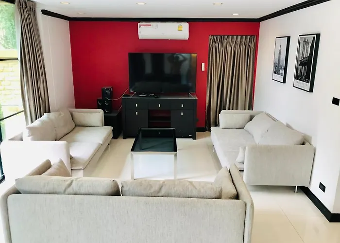 4Poolvillas