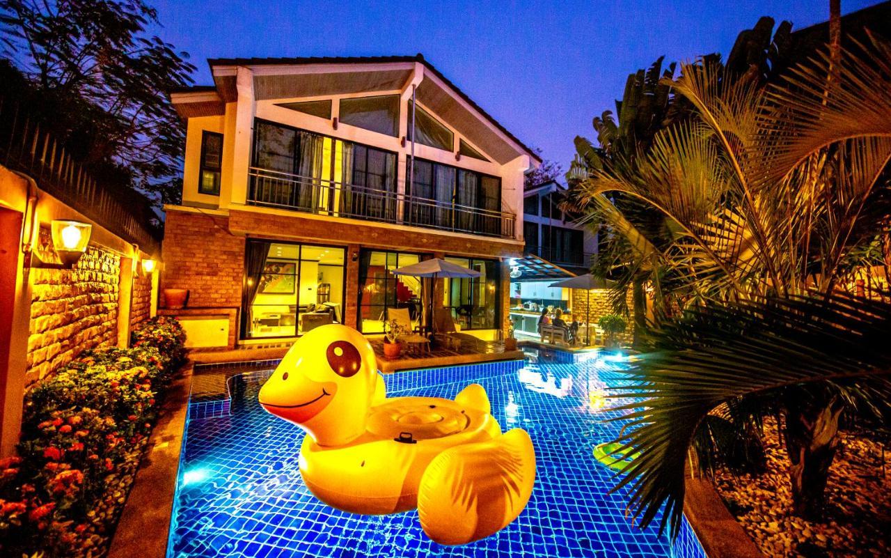 Вилла 4poolvillas